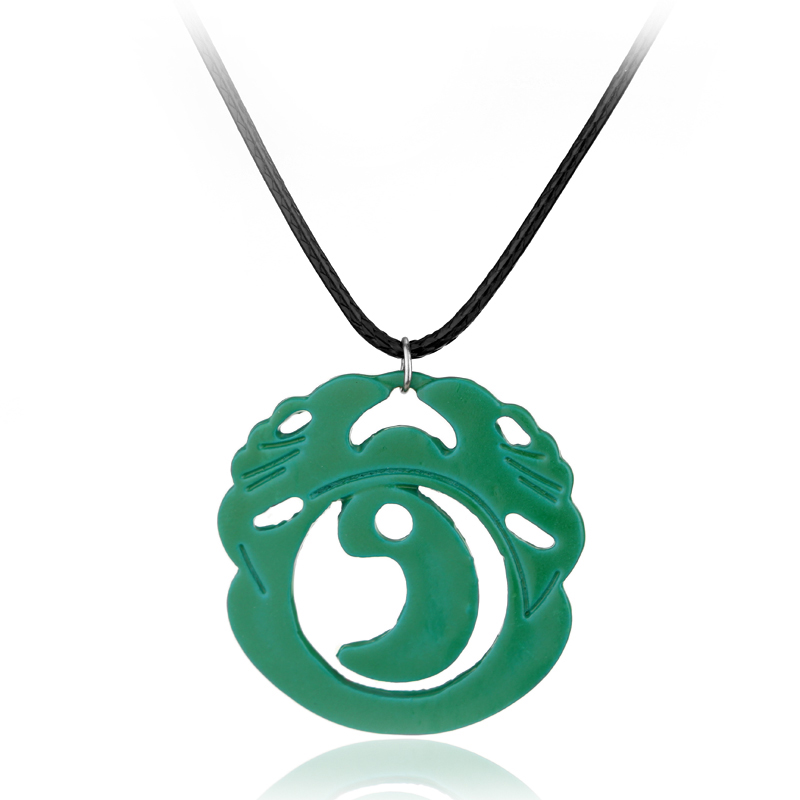 Retro Gaming Us - Tomb Raider Lara Croft Green Pendant